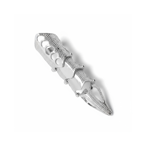 29 Finger armour in silver