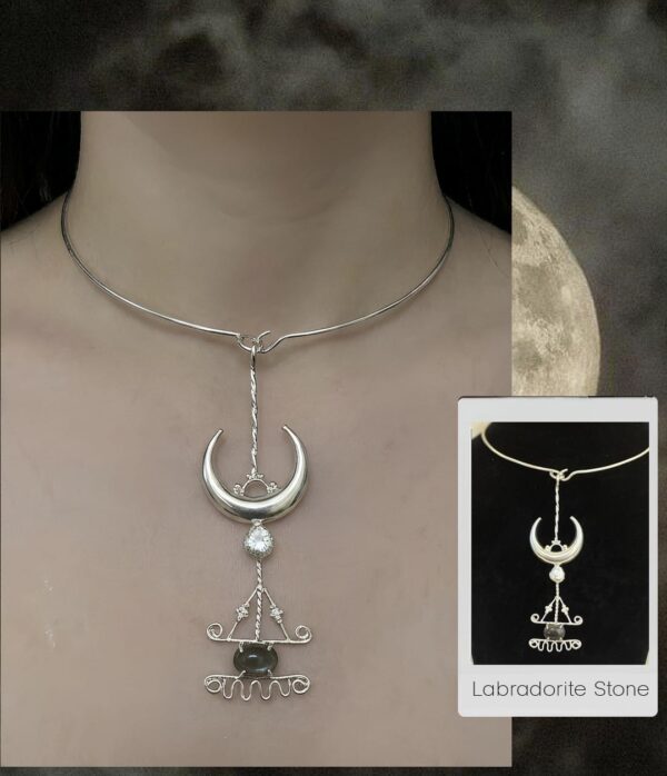 Luna Neck Ring