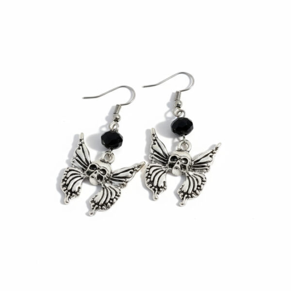 Skull earrings in black