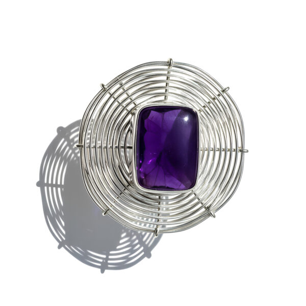 “Web of lies” amethyst ring