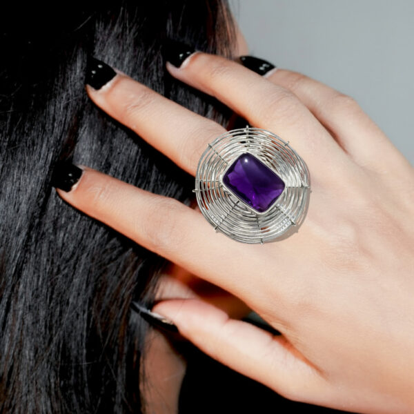 “Web of lies” amethyst ring