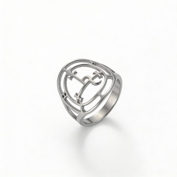 Lilith Ring