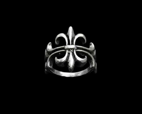 fleur ring